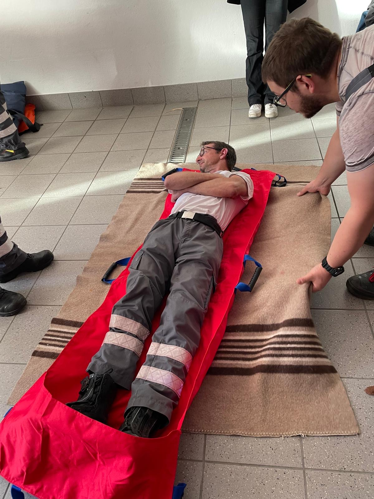 Übung mit Tragetuch