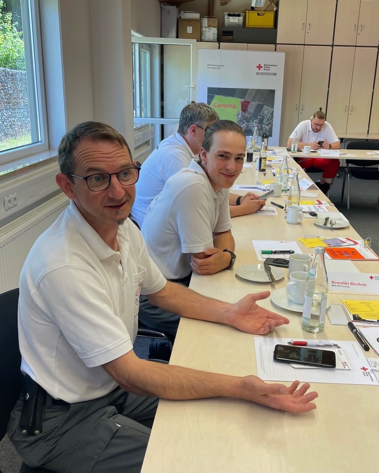 Teilnehmer büffeln im Lehrsaal Marzling